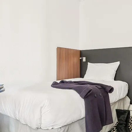 Ibis Styles Paris Republique Le Marais Hotel Exterior photo